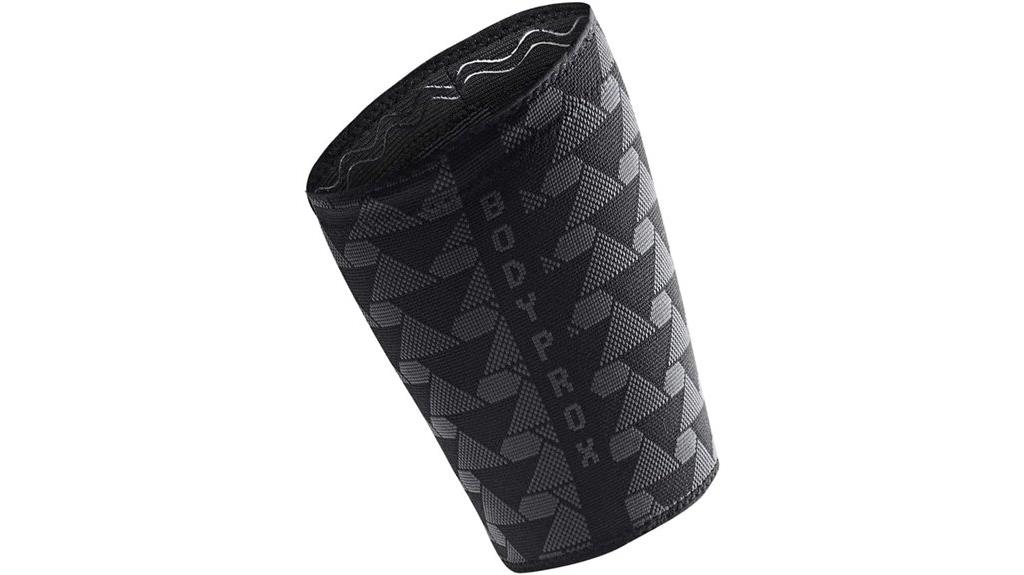 pair of thigh sleeves