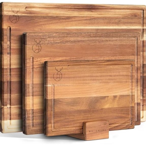 WALDWERK Acacia Wood Cutting Board Set (15.75x12/13 in)