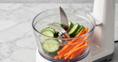 selecting blades for slicing