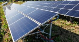 foldable solar panel connector confusion