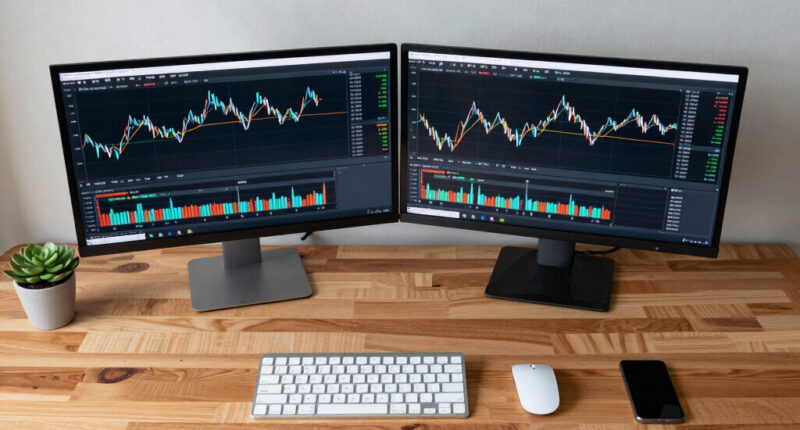 12 Best Desktop Computers for Crypto Trading in 2026