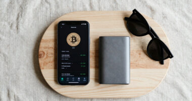 Claude AI recovers an 11 yrs old BTC wallet holding 400k USD