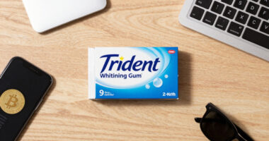 Trident Whitening Gum 9-Pack Only $5.84 shipped on Amazon (Reg. $13)
